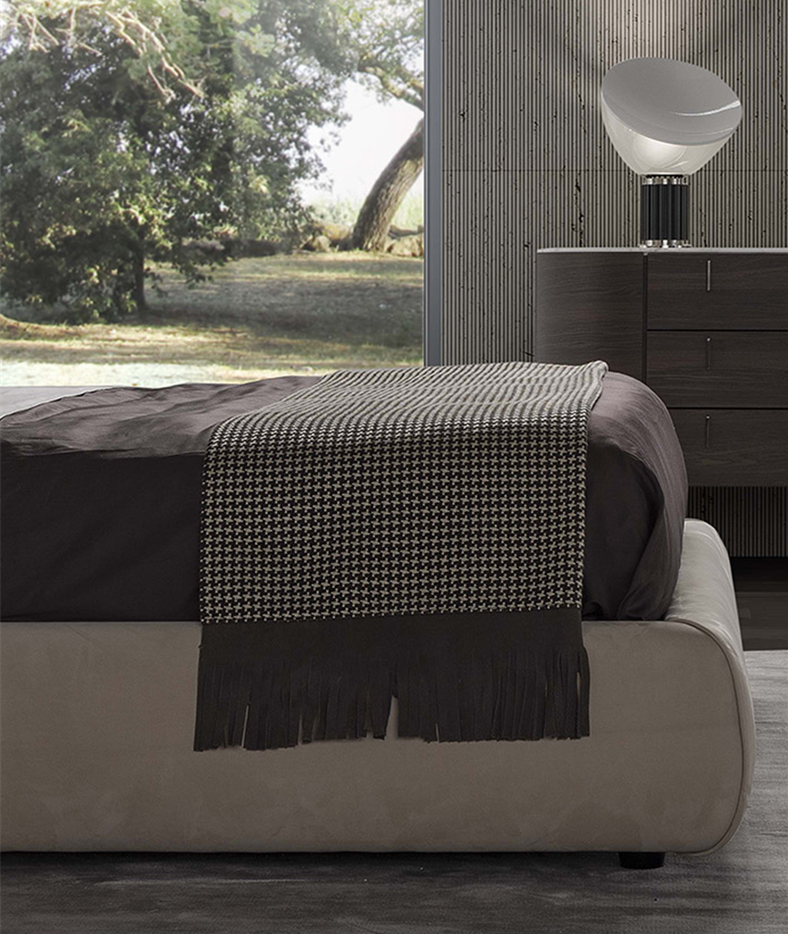 Designbed Charlie 1200x1500 BedHabits 1.jpg
