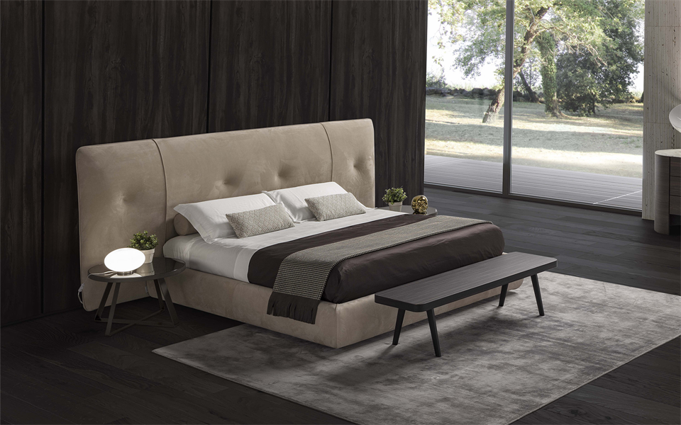 Designbed Charlie 1920x1200 BedHabits 2.jpg