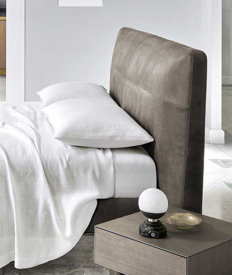 Designbedden Gaston 1200x1500 BedHabits 0