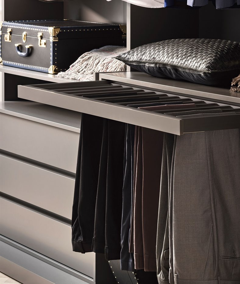 Inloopkast Walk in closet Ben N BedHabits 1200x1500 details 11