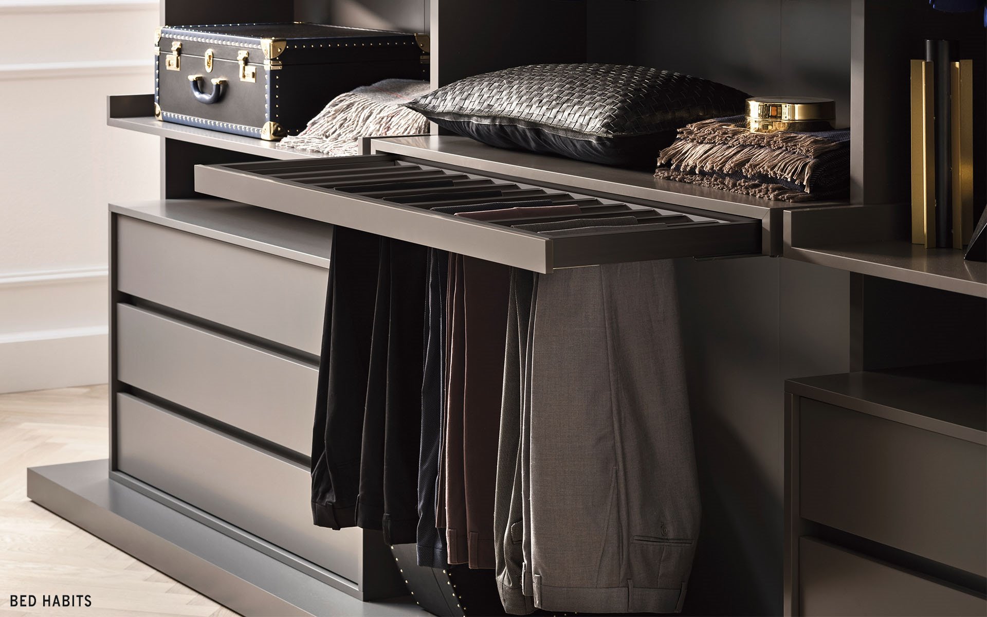 Inloopkast Walk in closet Ben N BedHabits 1920x1200 slider 5