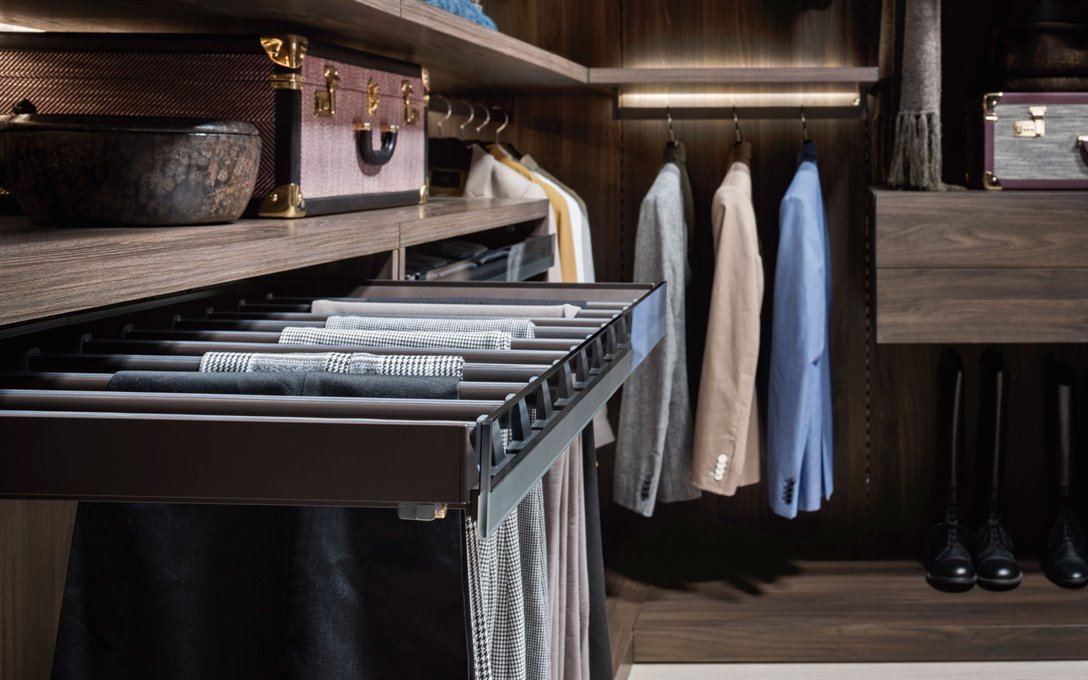 Inloopkast Walk in closet Break N BedHabits 1200x1920 12