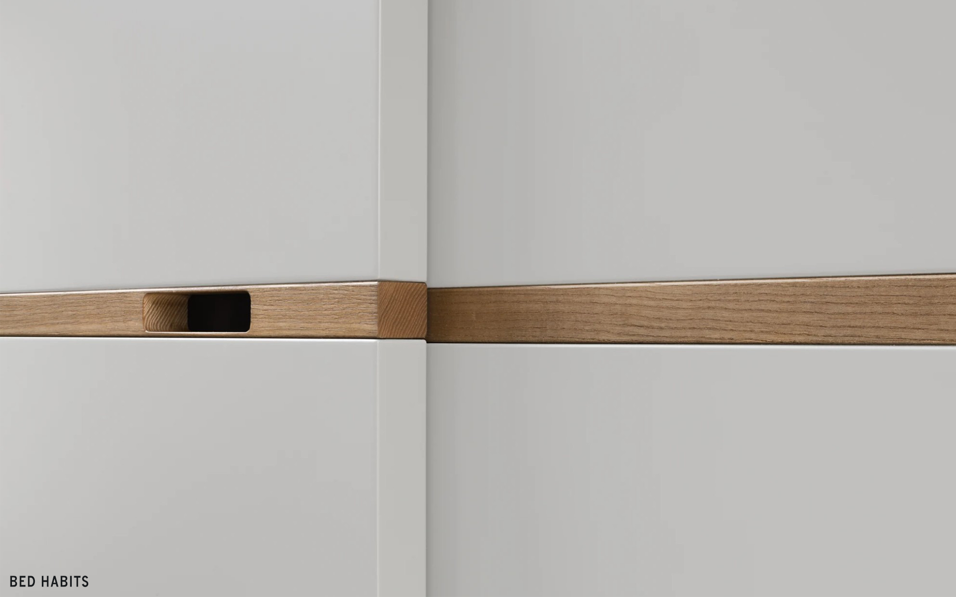 Garderobekast schuifdeurkast Middle N Bedhabits 1920x1200 slider 6.jpg