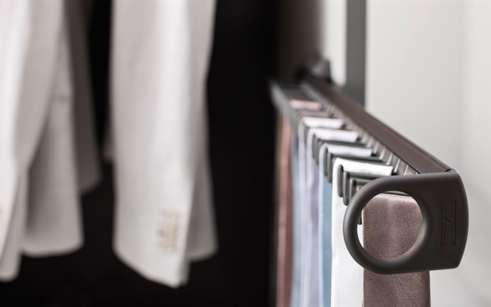 kledingkast interieur stropdas pull out NM bed habits
